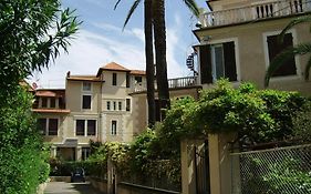 Albergo Fiorenza & Banksia Meuble